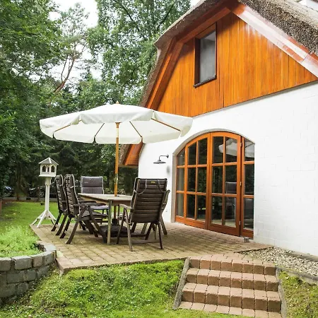In Lower Saxony With Garden Ferienhaus